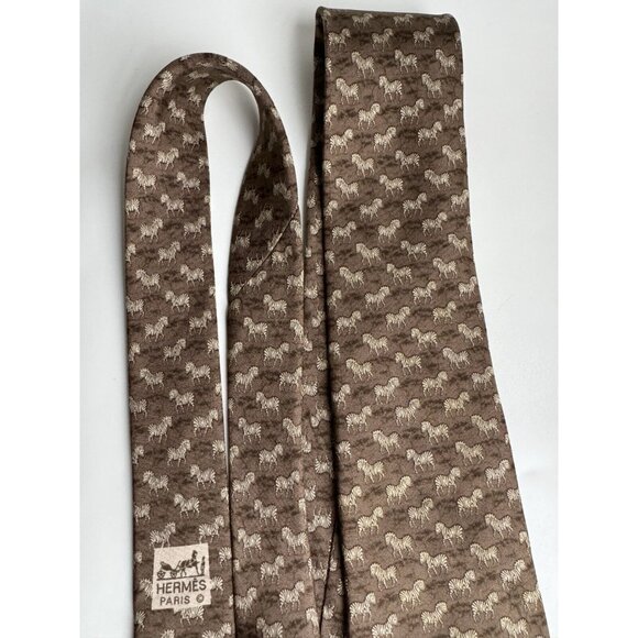 Hermes Silk Zebra Tie Brown 7110 Neutral Classic - Picture 4 of 5